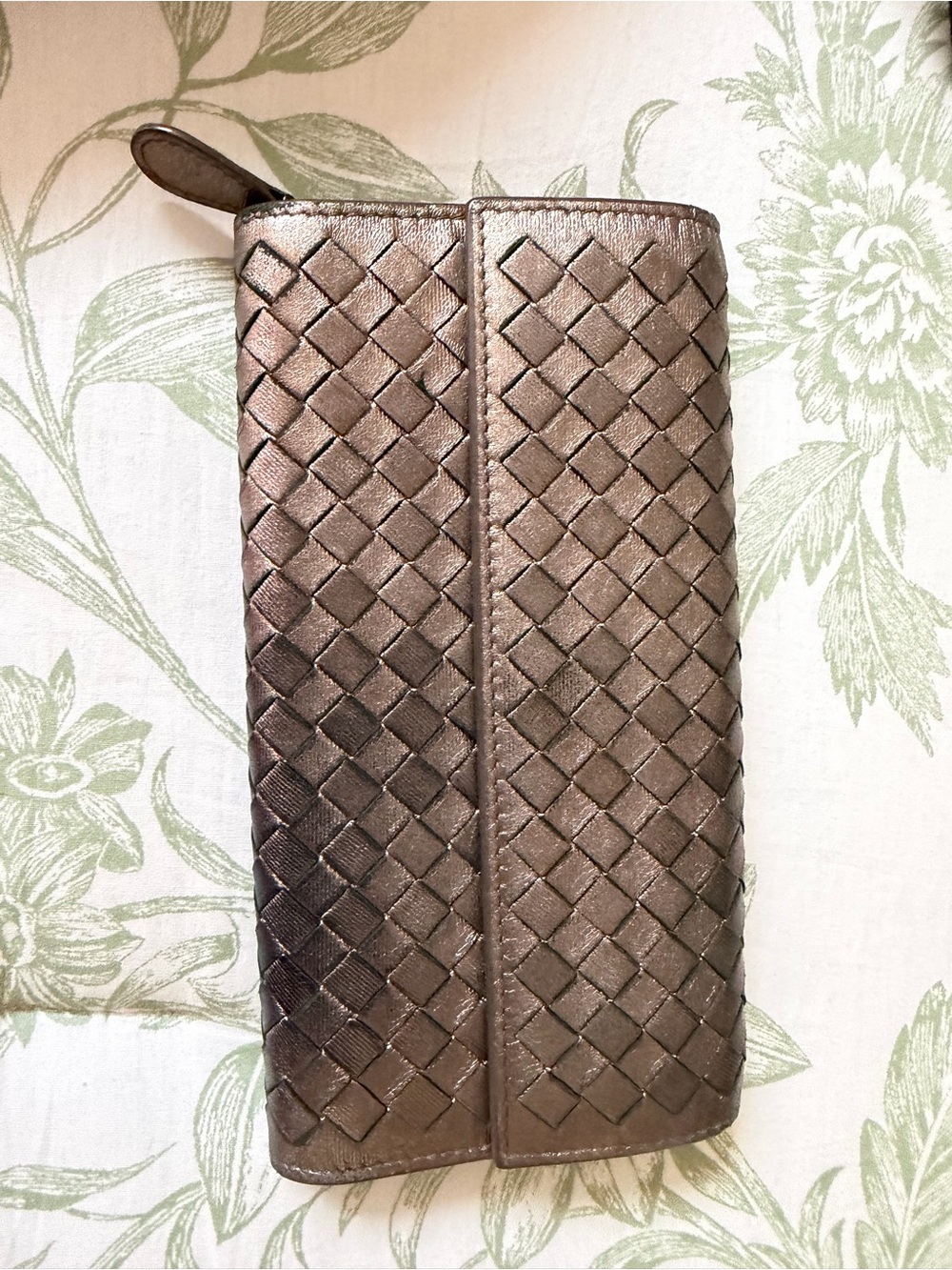 Authentic Botegga Woven Metallic Women's Clutch Wallet with COA and Brand Bag
